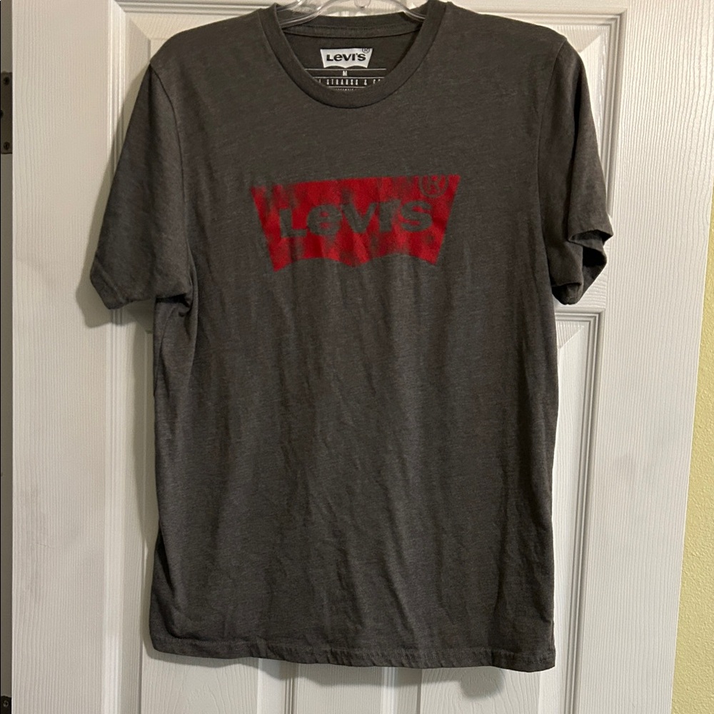Levi's Charcoal and Crimson Men's Tee